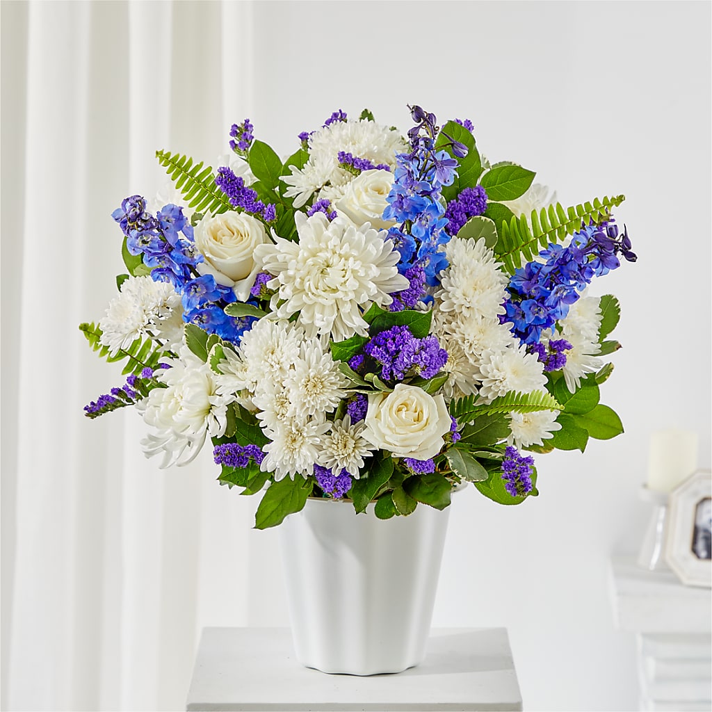 Hold Dear Tabletop Basket – Heavenly Flowers, San Bernardino CA