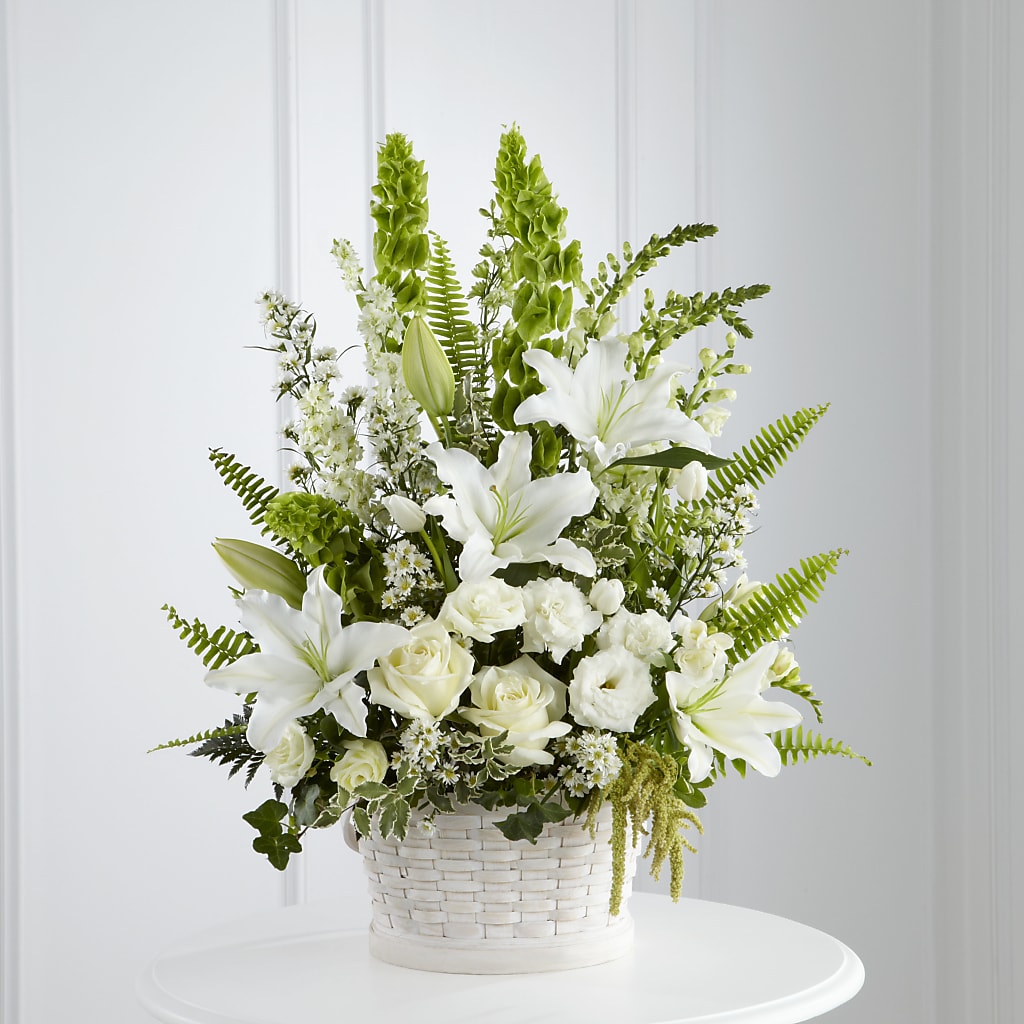 In Our Thoughts Arrangement – Heavenly Flowers, San Bernardino CA