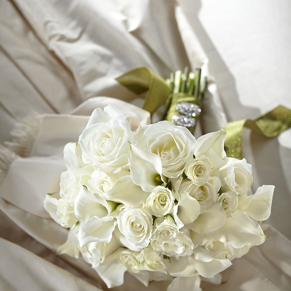 Serene Highness Bouquet – Heavenly Flowers, San Bernardino CA