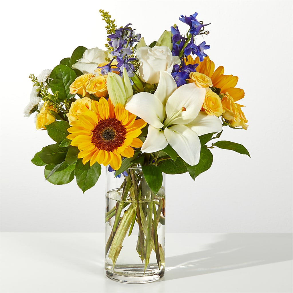 Wonderfully Sunny Winter Bouquet